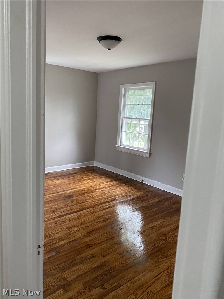 3578 Tullamore Road Cleveland, OH 44118 - Photo 31 of 32