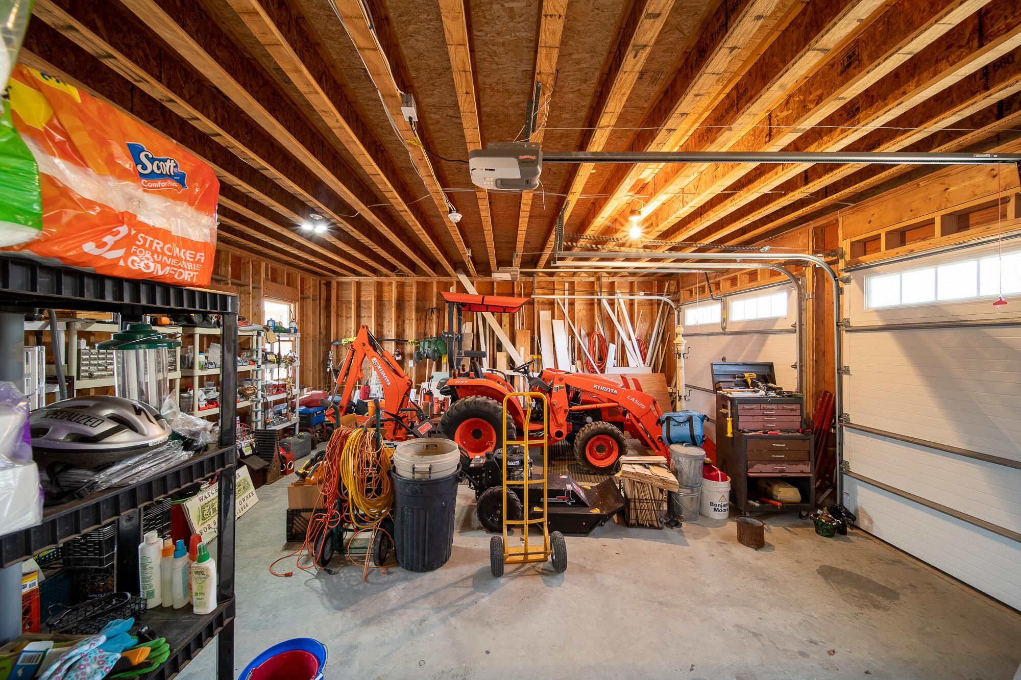 27 Watcha Path Edgartown, MA 02539 - Photo 22 of 24 a view of a room with gym equipment