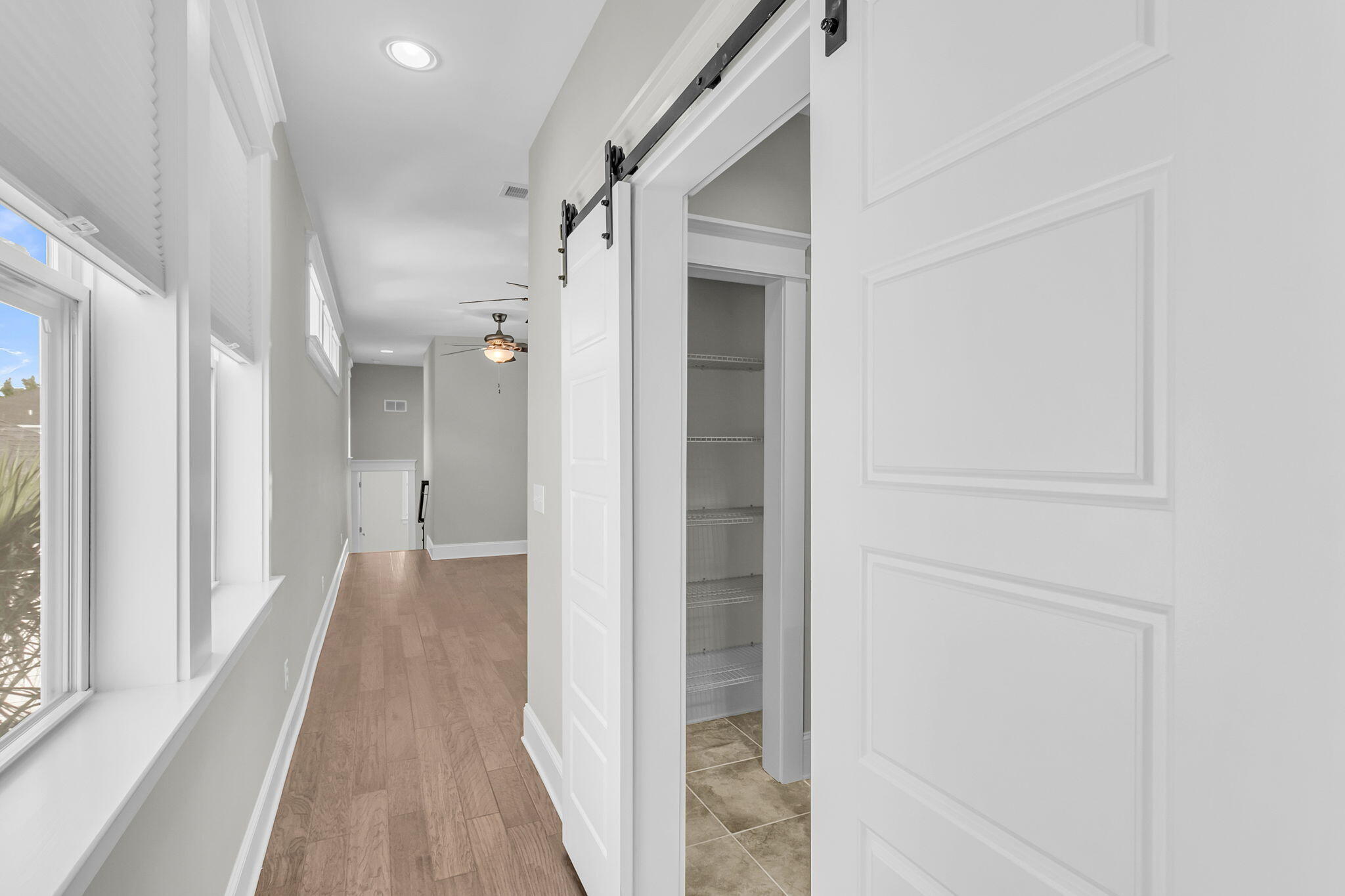 2552 Josiah Street Charleston, SC 29492 - Photo 19 of 42 Upper Hall