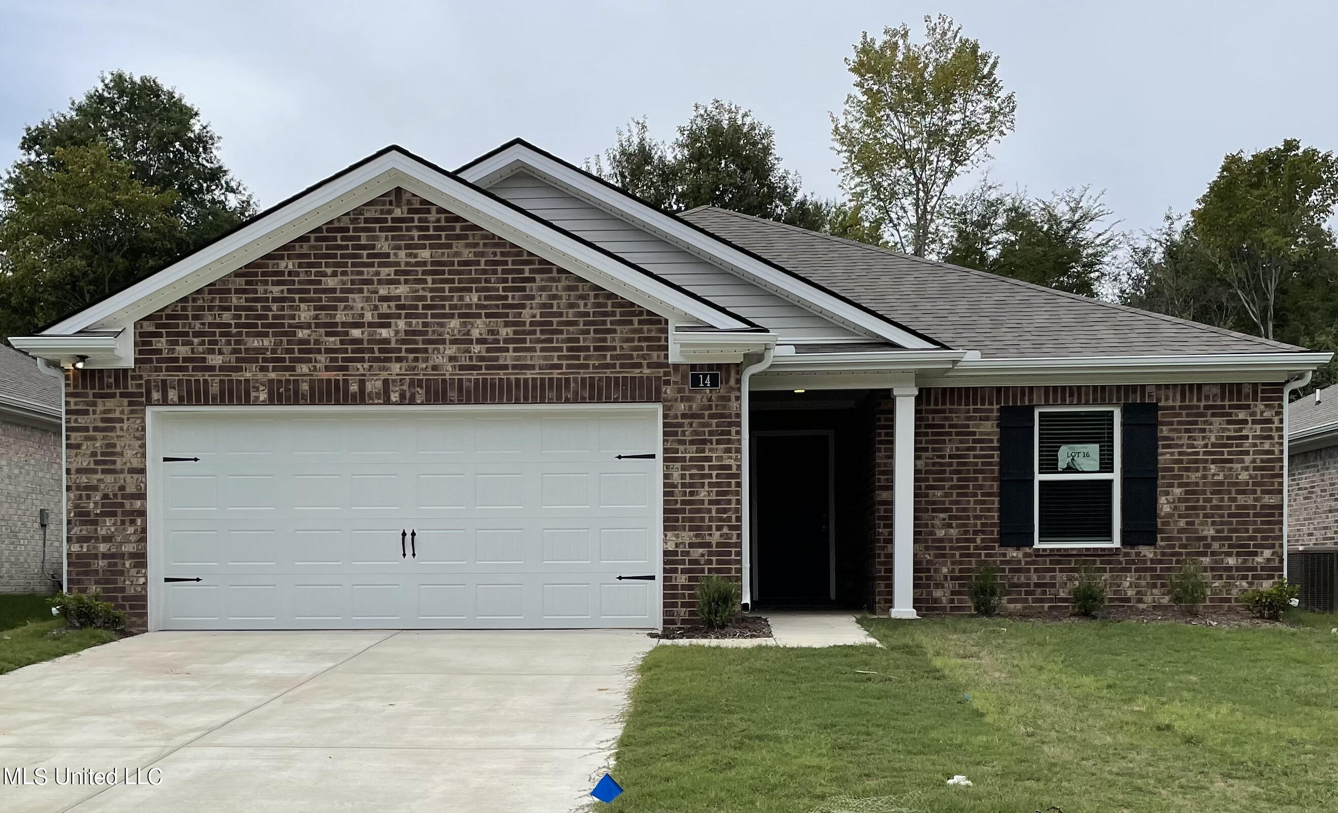 14 Lee Creek Road Byhalia, MS 38611 - Photo 1 of 13 14 Lee Creek