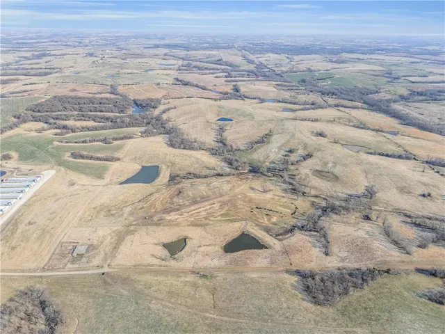 $1,485,000 | Rr 230th Road, Worth, MO 64499