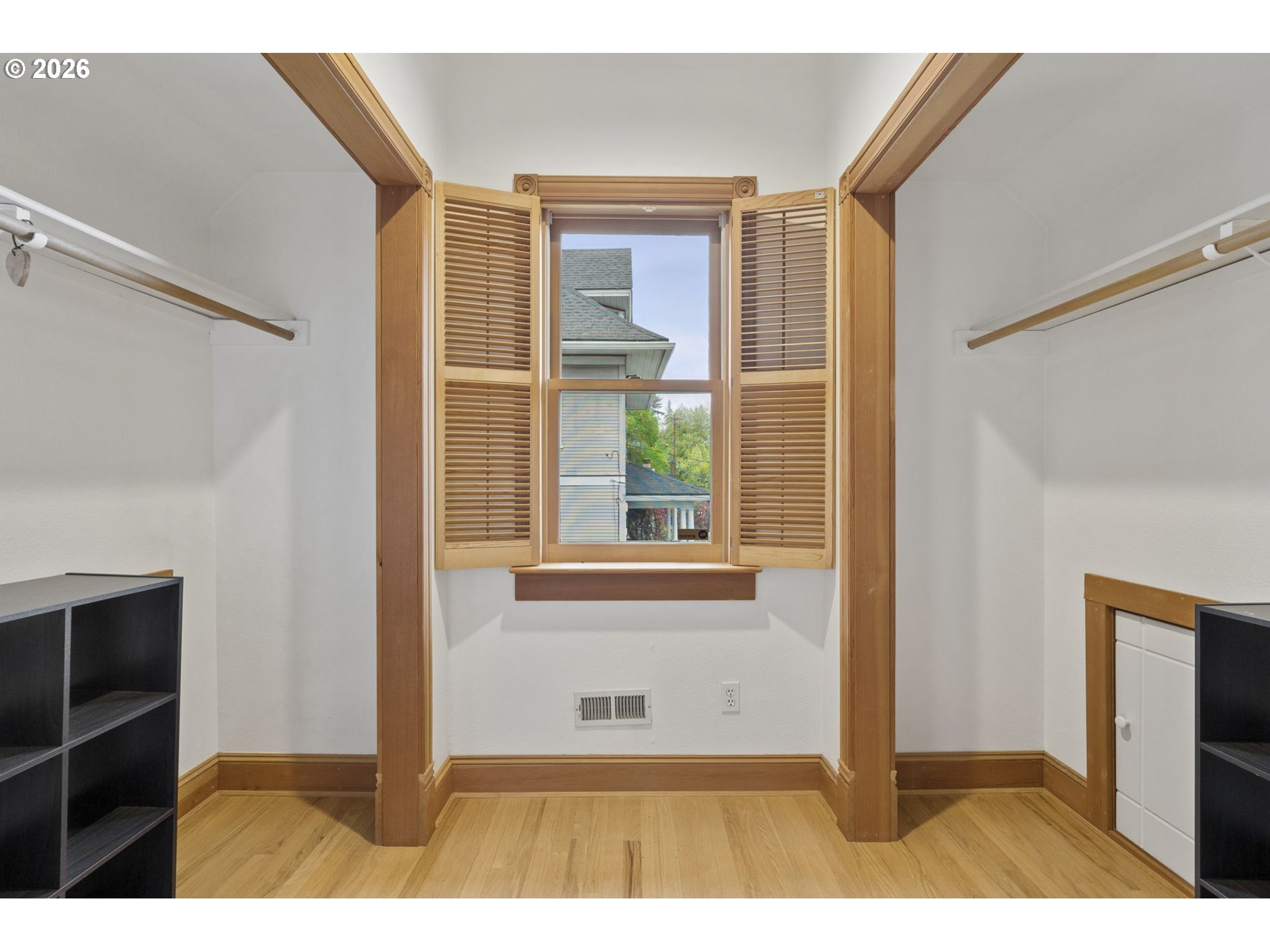 4217 Southwest View Point Terrace Portland, OR 97239 - Photo 26 of 48