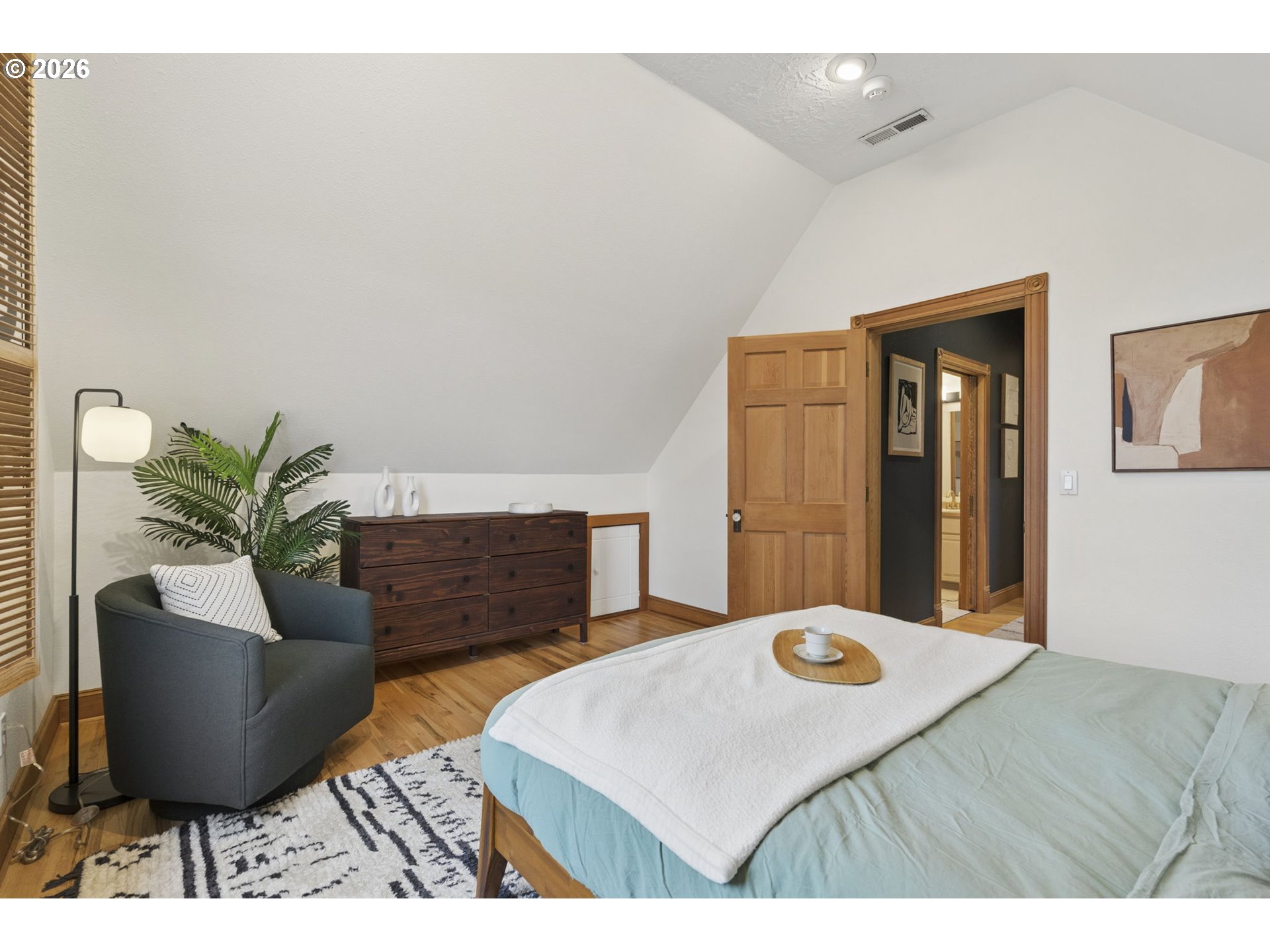 4217 Southwest View Point Terrace Portland, OR 97239 - Photo 32 of 48
