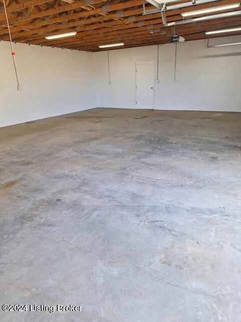 201 Waterford Road Mount Washington, KY 40047 - Photo 31 of 33 Inside Garage