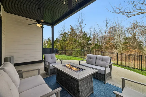 $599,900 | 2064 Neill Lane, White House, TN 37188