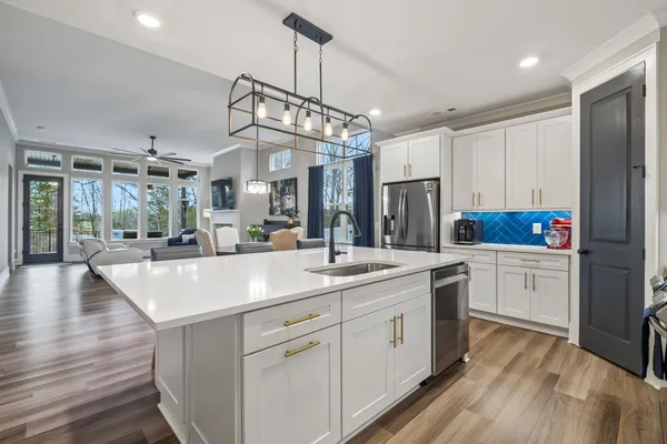 $599,900 | 2064 Neill Lane, White House, TN 37188