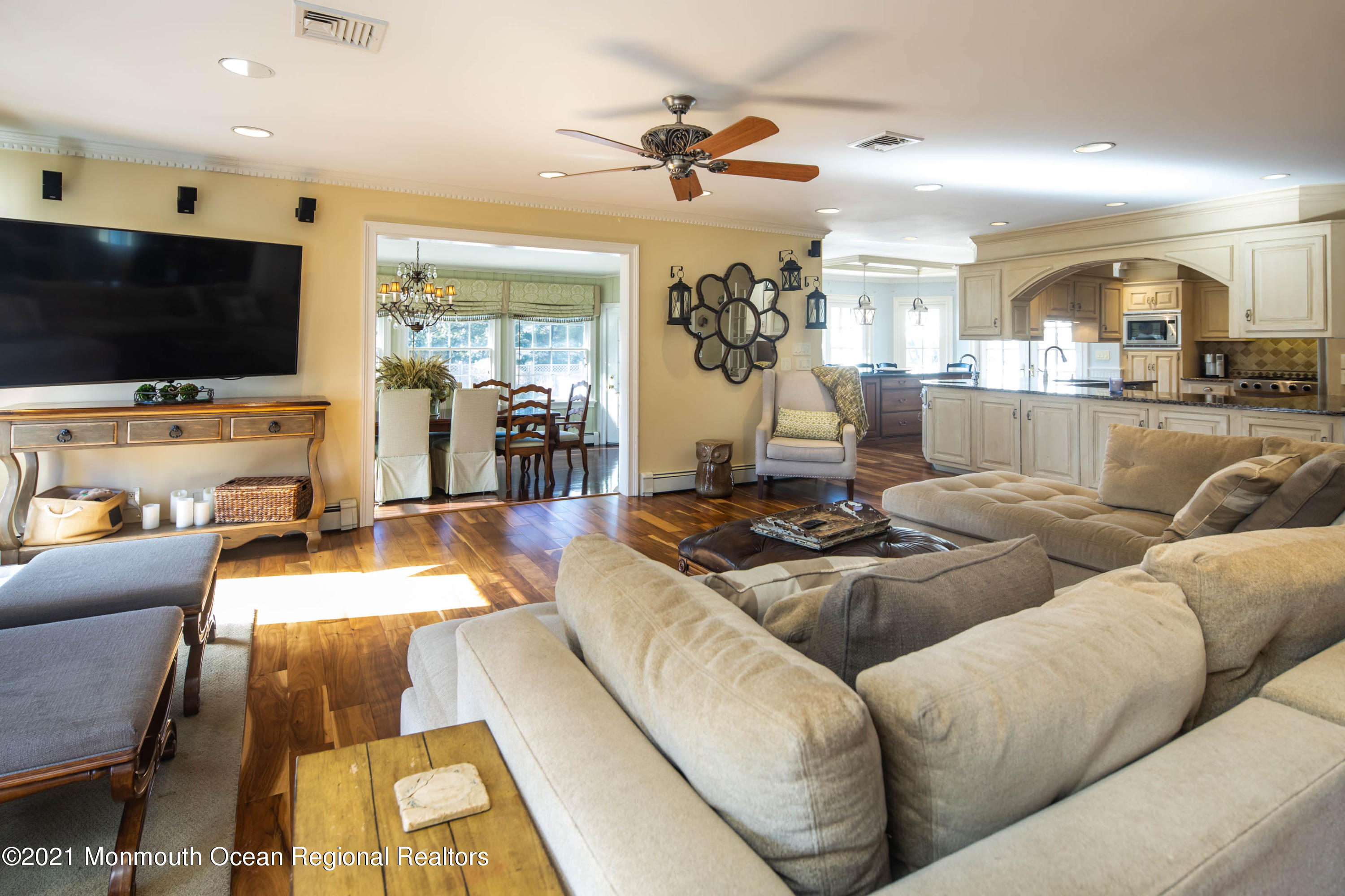 60 Hominy Hill Road Colts Neck, NJ 07722 - Photo 18 of 57 18_Family Room-6