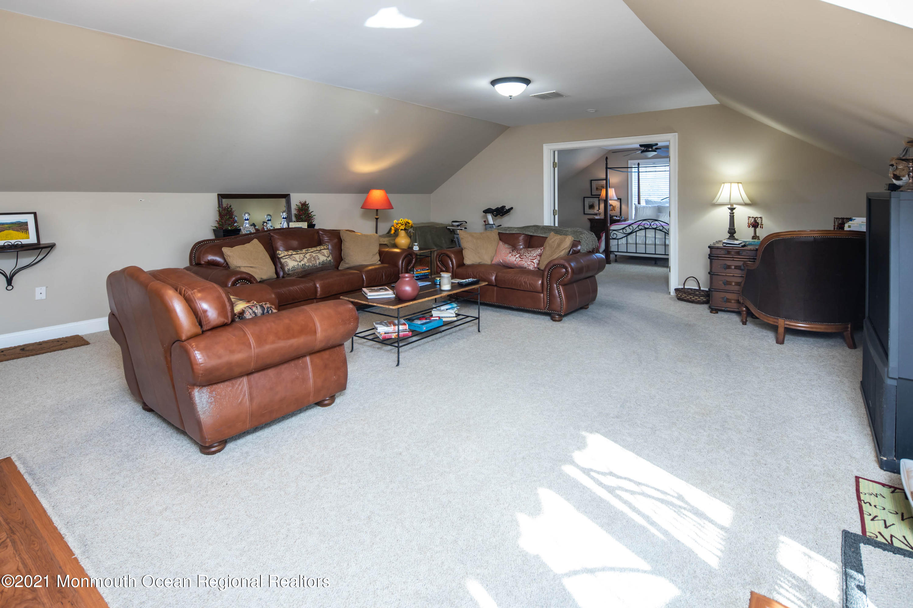 60 Hominy Hill Road Colts Neck, NJ 07722 - Photo 48 of 57 47_Pool House-15