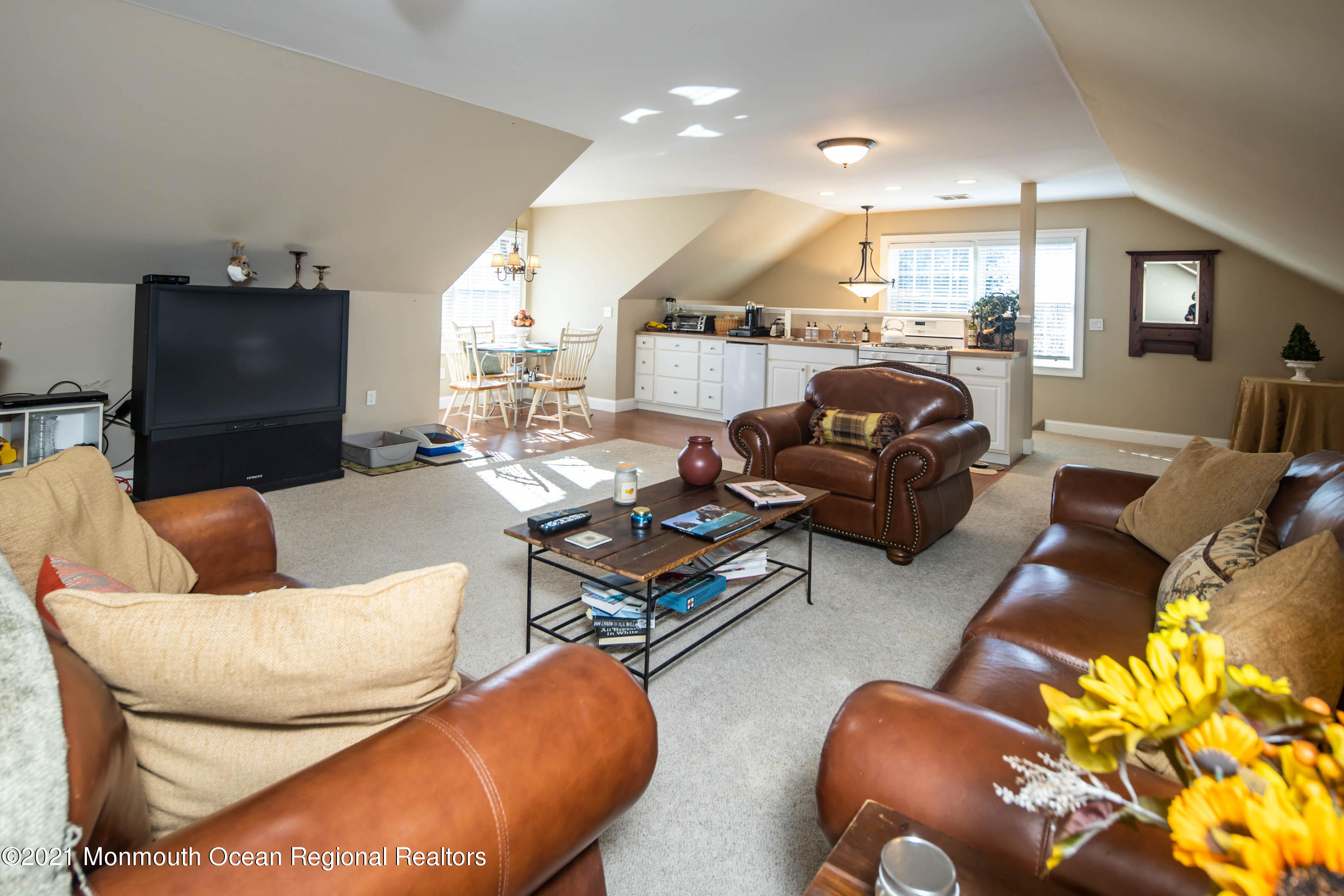 60 Hominy Hill Road Colts Neck, NJ 07722 - Photo 49 of 57 48_Pool House-16