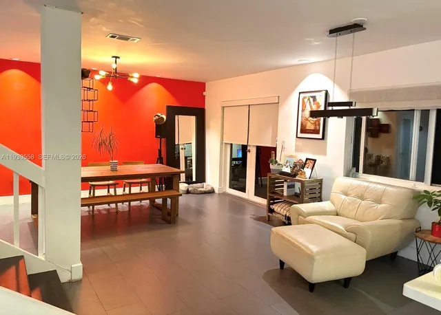 $3,500 | 13881 Northeast 2nd Court, Unit C6, Miami, FL 33161