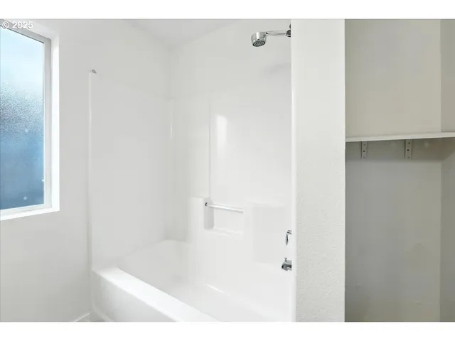 $455,000 | 7802 Southeast Sporri Lane, Unit 21, Milwaukie, OR 97267