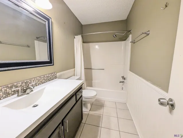 $1,325 | 11011 Cal Road, Unit 48, St. George, LA 70809