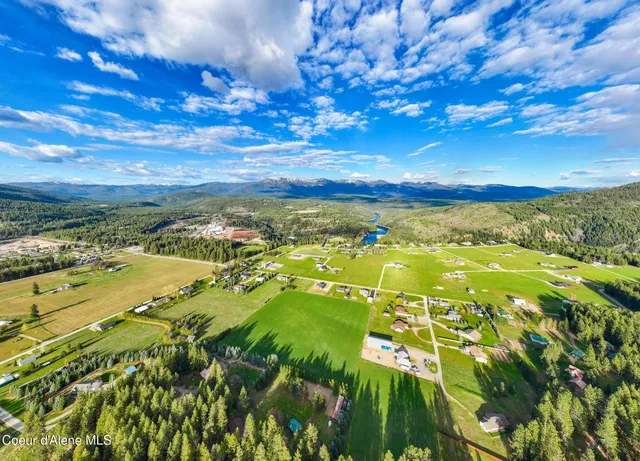$549,000 | 454 South Division Street, Moyie Springs, ID 83845