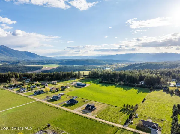 $549,000 | 454 South Division Street, Moyie Springs, ID 83845