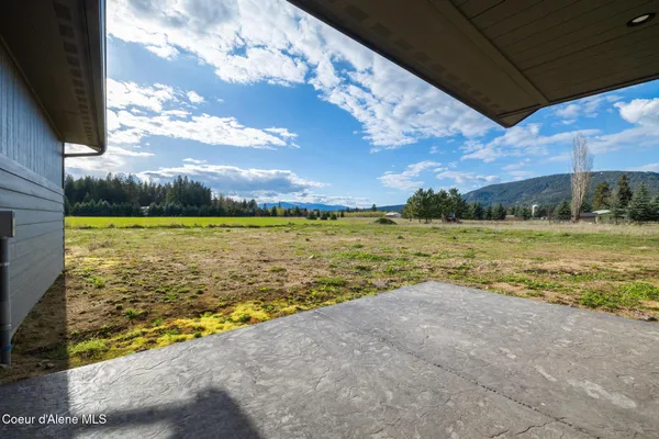 $549,000 | 454 South Division Street, Moyie Springs, ID 83845
