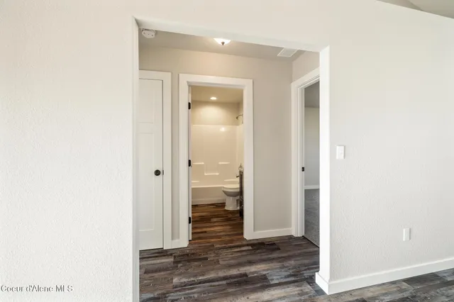 $549,000 | 454 South Division Street, Moyie Springs, ID 83845