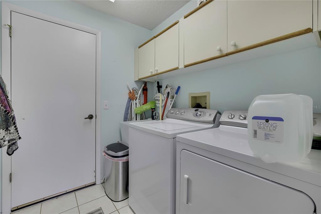 6447 Pine Walk Drive New Port Richey, FL 34655 - Photo 17 of 22