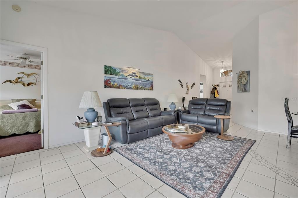 6447 Pine Walk Drive New Port Richey, FL 34655 - Photo 4 of 22