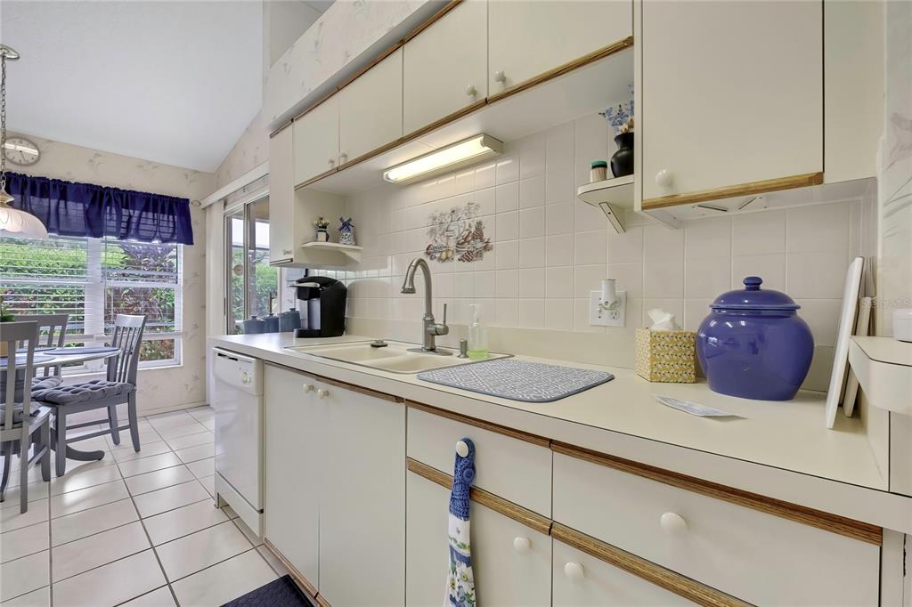 6447 Pine Walk Drive New Port Richey, FL 34655 - Photo 8 of 22