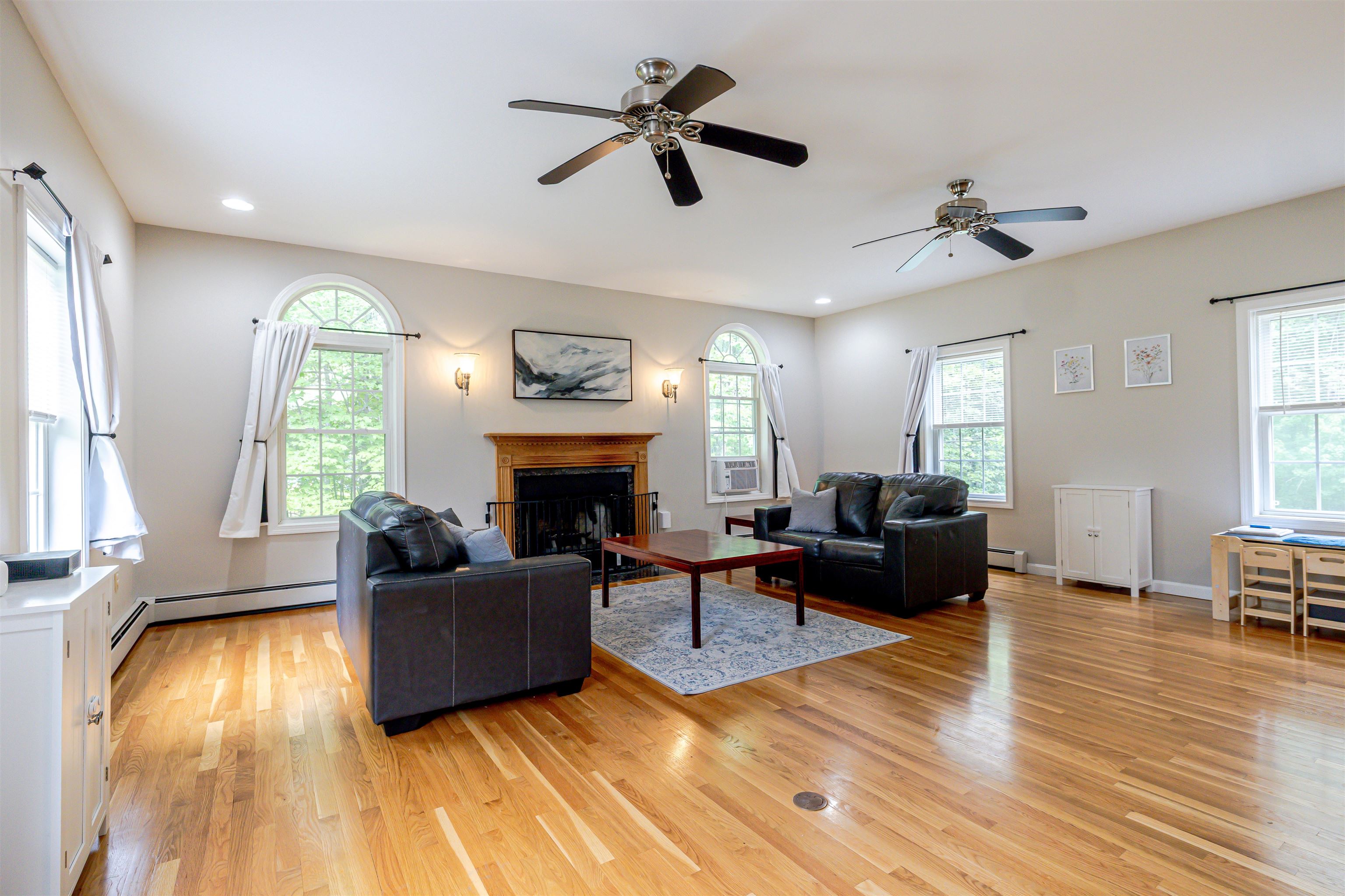 39 Lantern Lane Hooksett, NH 03106 - Photo 5 of 60