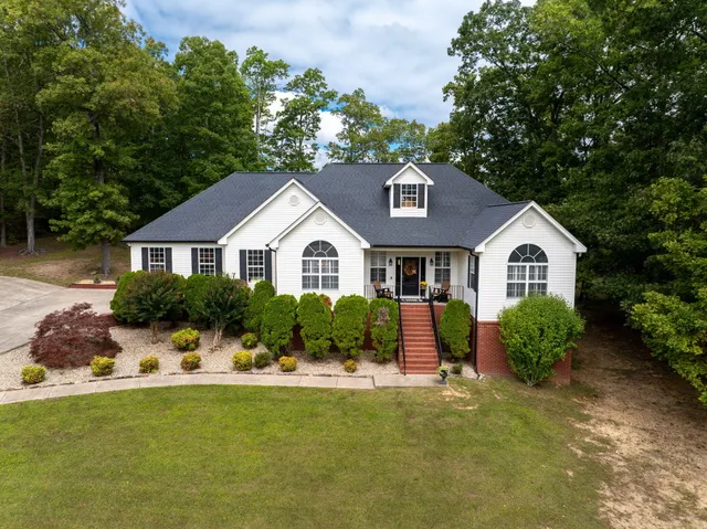 $715,000 | 377 Windy Hollow Lane, Soddy Daisy, TN 37379