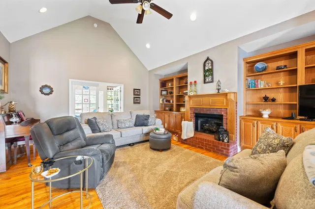 $715,000 | 377 Windy Hollow Lane, Soddy Daisy, TN 37379