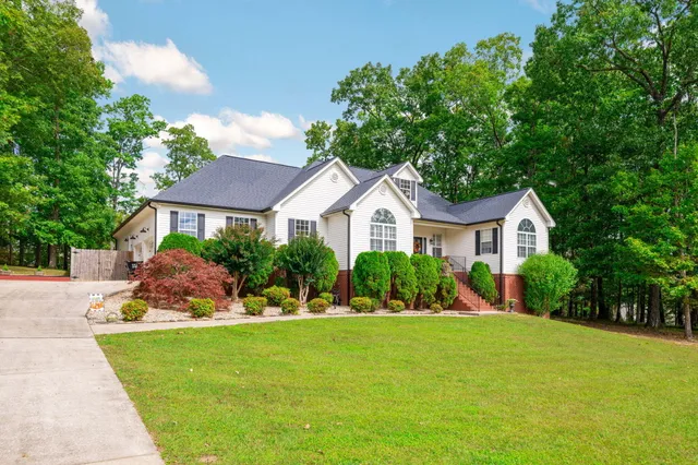 $715,000 | 377 Windy Hollow Lane, Soddy Daisy, TN 37379