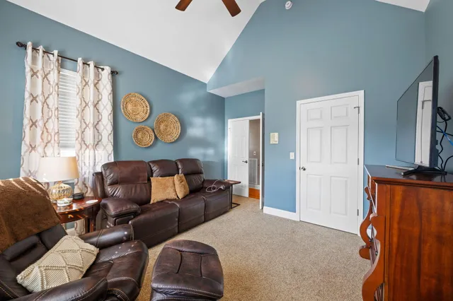 $715,000 | 377 Windy Hollow Lane, Soddy Daisy, TN 37379