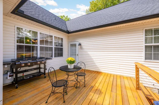 $715,000 | 377 Windy Hollow Lane, Soddy Daisy, TN 37379