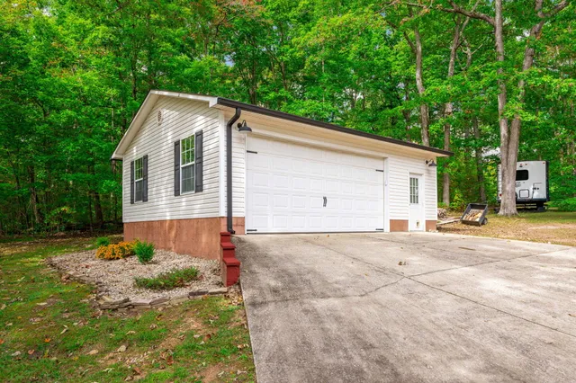 $715,000 | 377 Windy Hollow Lane, Soddy Daisy, TN 37379