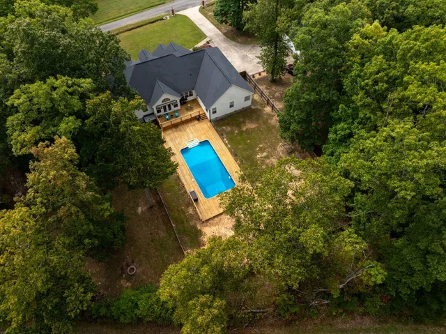 $715,000 | 377 Windy Hollow Lane, Soddy Daisy, TN 37379