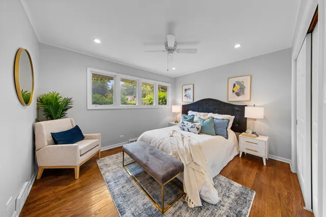 $849,000 | 240 Riverside Drive, Northfield, IL 60093