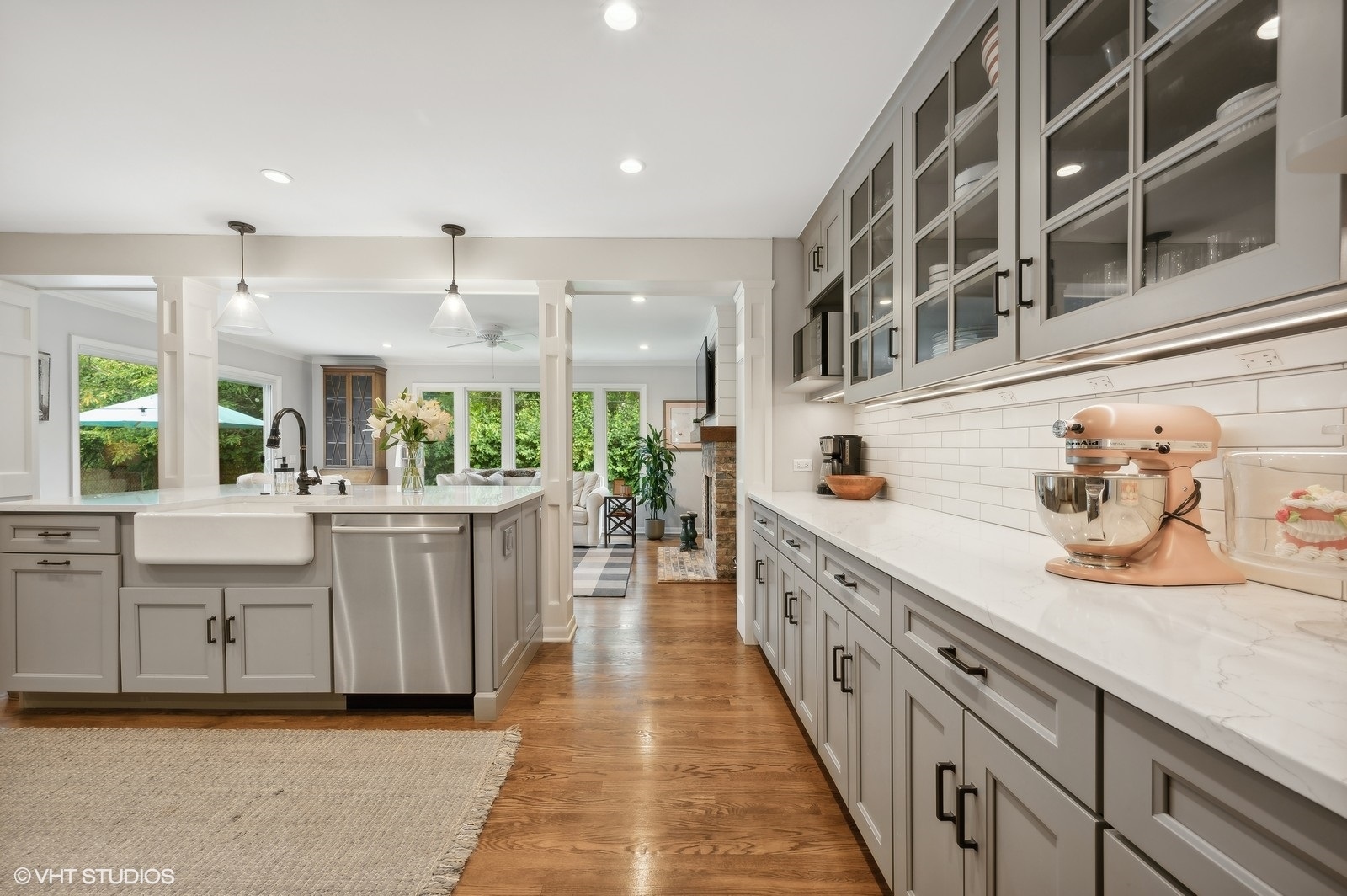 240 Riverside Drive Northfield, IL 60093 - Photo 6 of 36