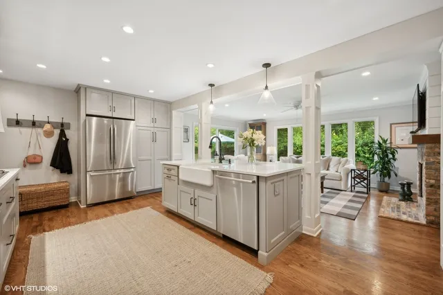 $849,000 | 240 Riverside Drive, Northfield, IL 60093