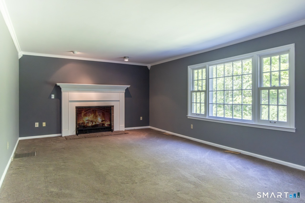 37 Vintage Road Trumbull, CT 06611 - Photo 13 of 39