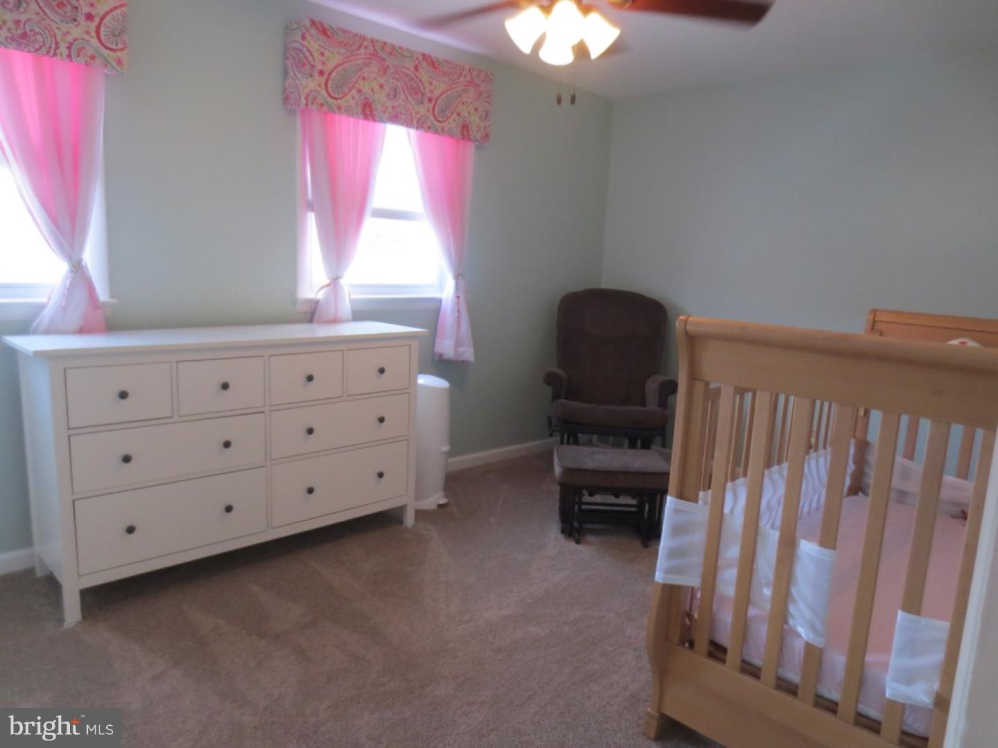 7004 Cardin Road Philadelphia, PA 19128 - Photo 11 of 22 Gallery Image 11