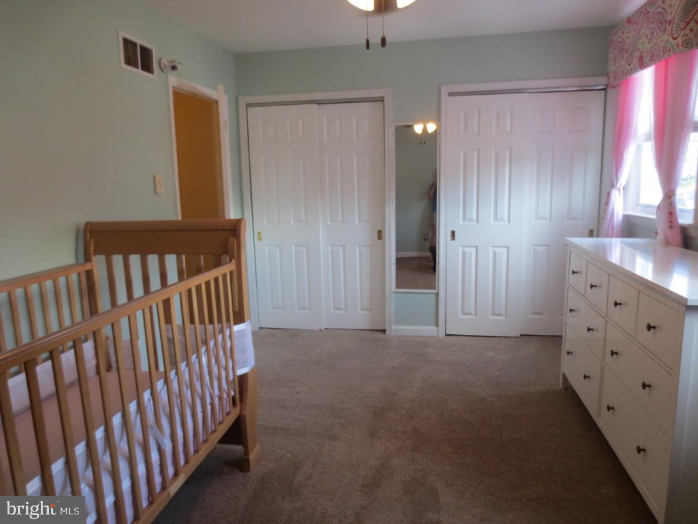 7004 Cardin Road Philadelphia, PA 19128 - Photo 12 of 22 Gallery Image 12
