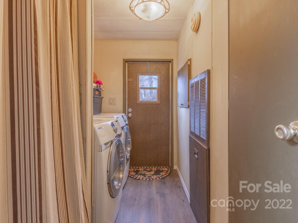 354 Reeves Cove Road Candler, NC 28715 - Photo 12 of 24 Gallery Image 12