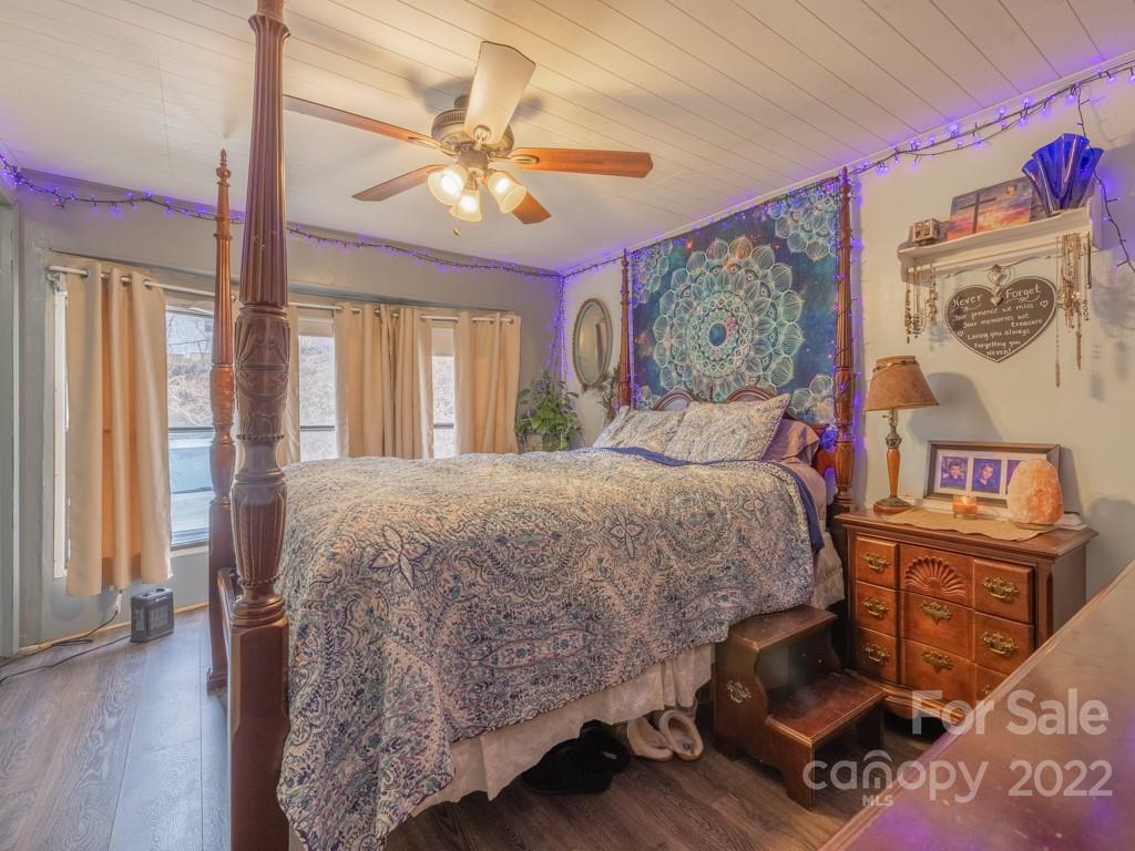 354 Reeves Cove Road Candler, NC 28715 - Photo 17 of 24 Gallery Image 17