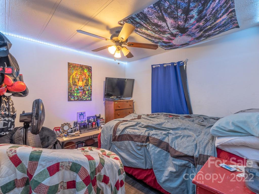 354 Reeves Cove Road Candler, NC 28715 - Photo 19 of 24 Gallery Image 19