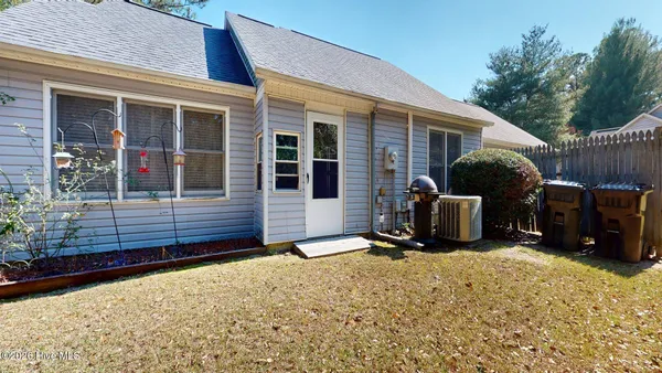 $189,900 | 900 Cedar Court, Aberdeen, NC 28315