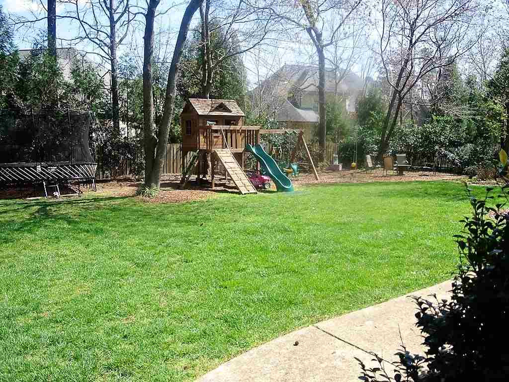 2132 Hamrick Drive Raleigh, NC 27615 - Photo 21 of 25 Photo 21