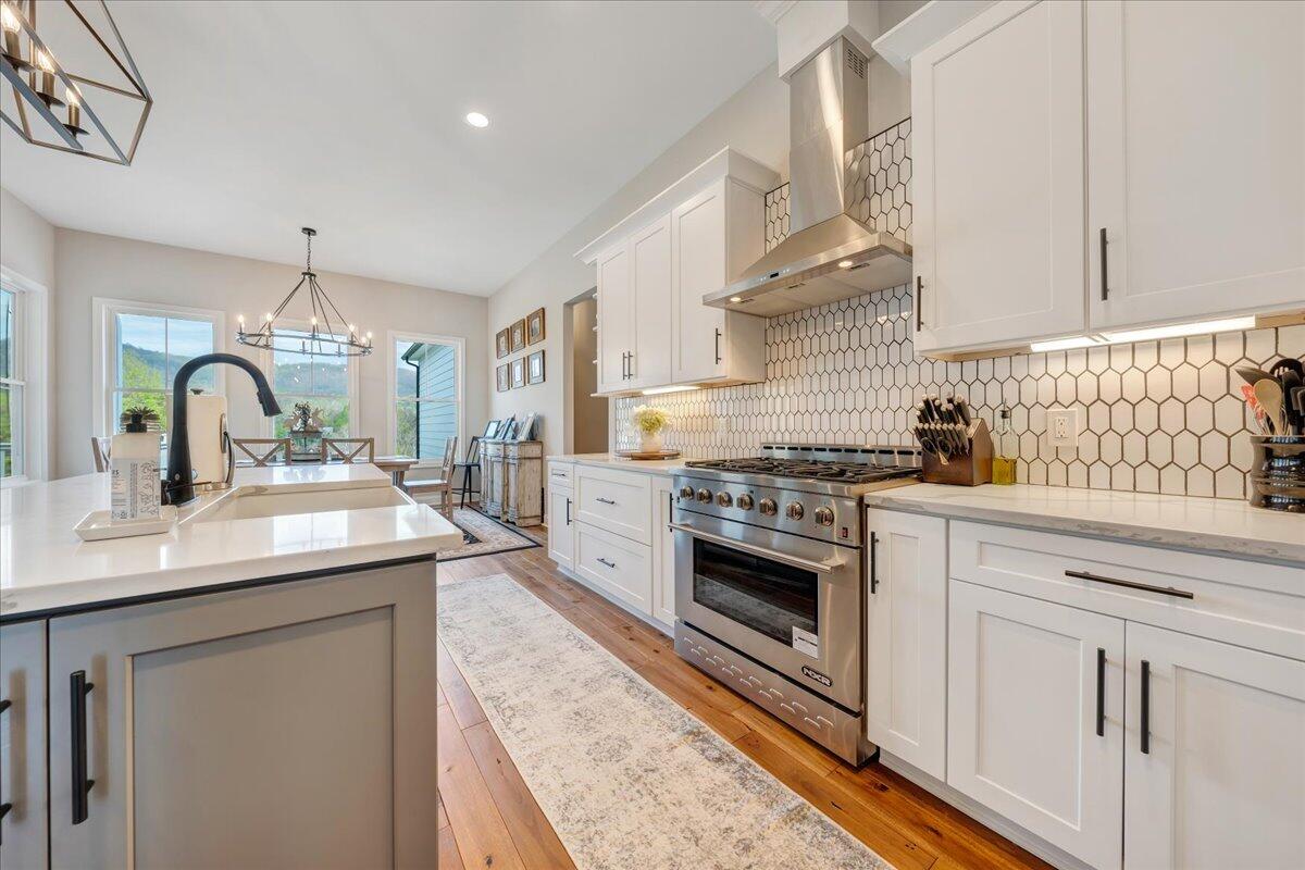 198 Thornblade Way Blue Ridge, VA 24064 - Photo 23 of 78 High-end appliances