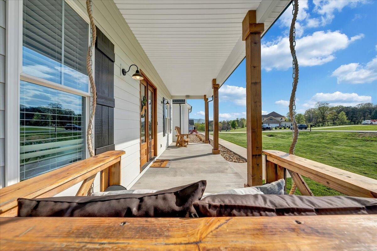 198 Thornblade Way Blue Ridge, VA 24064 - Photo 55 of 78 Porch view