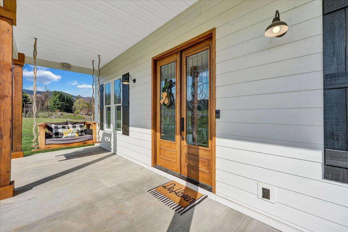 198 Thornblade Way Blue Ridge, VA 24064 - Photo 57 of 78 Covered front porch