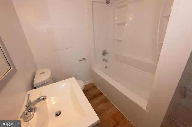 $279,900 | 5701 The Alameda, Baltimore, MD 21239