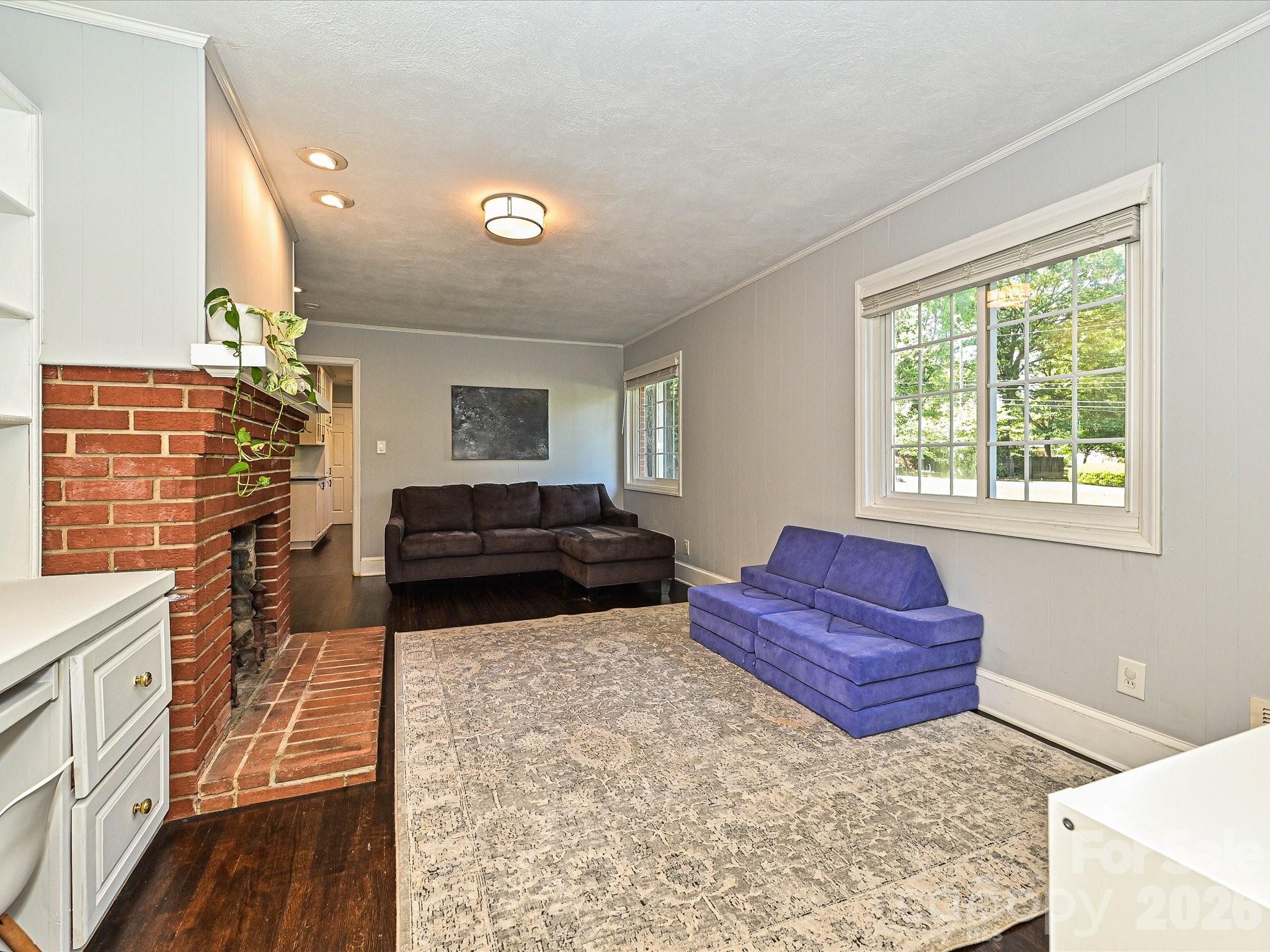6604 Williams Road Charlotte, NC 28215 - Photo 4 of 37 Gallery Image 4