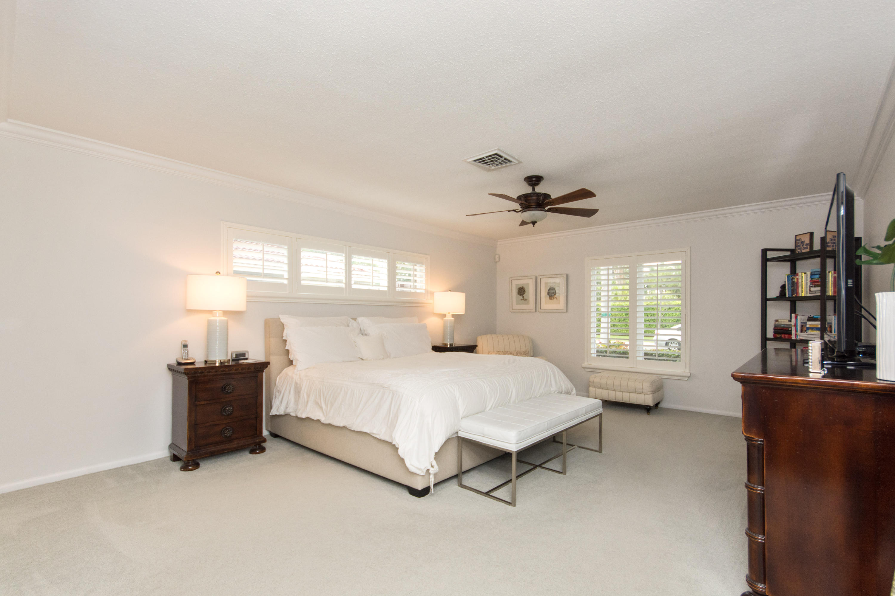 1630 Southwest 8th Avenue Boca Raton, FL 33486 - Photo 18 of 35 1630_SW_8th_Avenue_MLS_HID1159983_ROOM17
