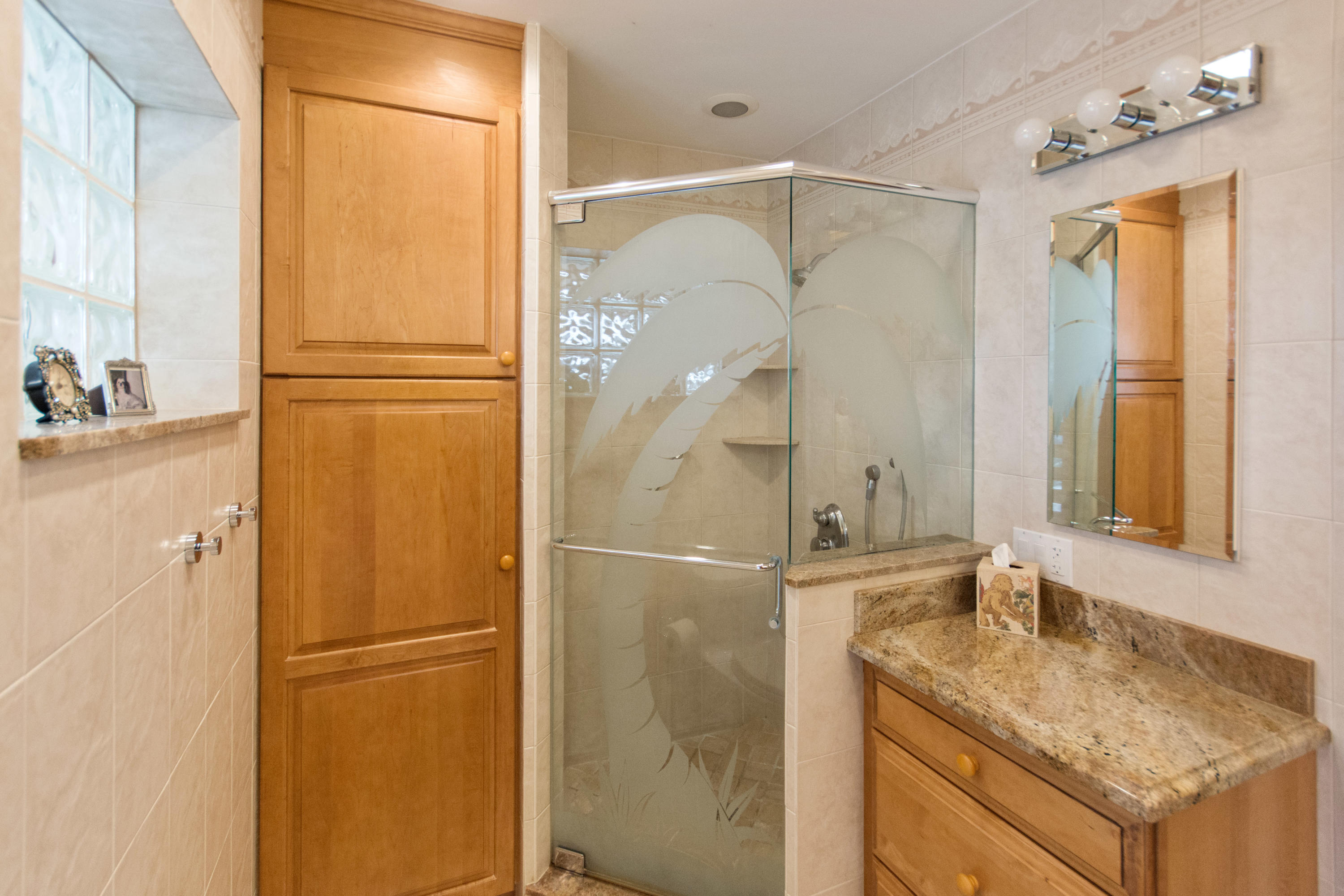 1630 Southwest 8th Avenue Boca Raton, FL 33486 - Photo 20 of 35 1630_SW_8th_Avenue_MLS_HID1159983_ROOM20