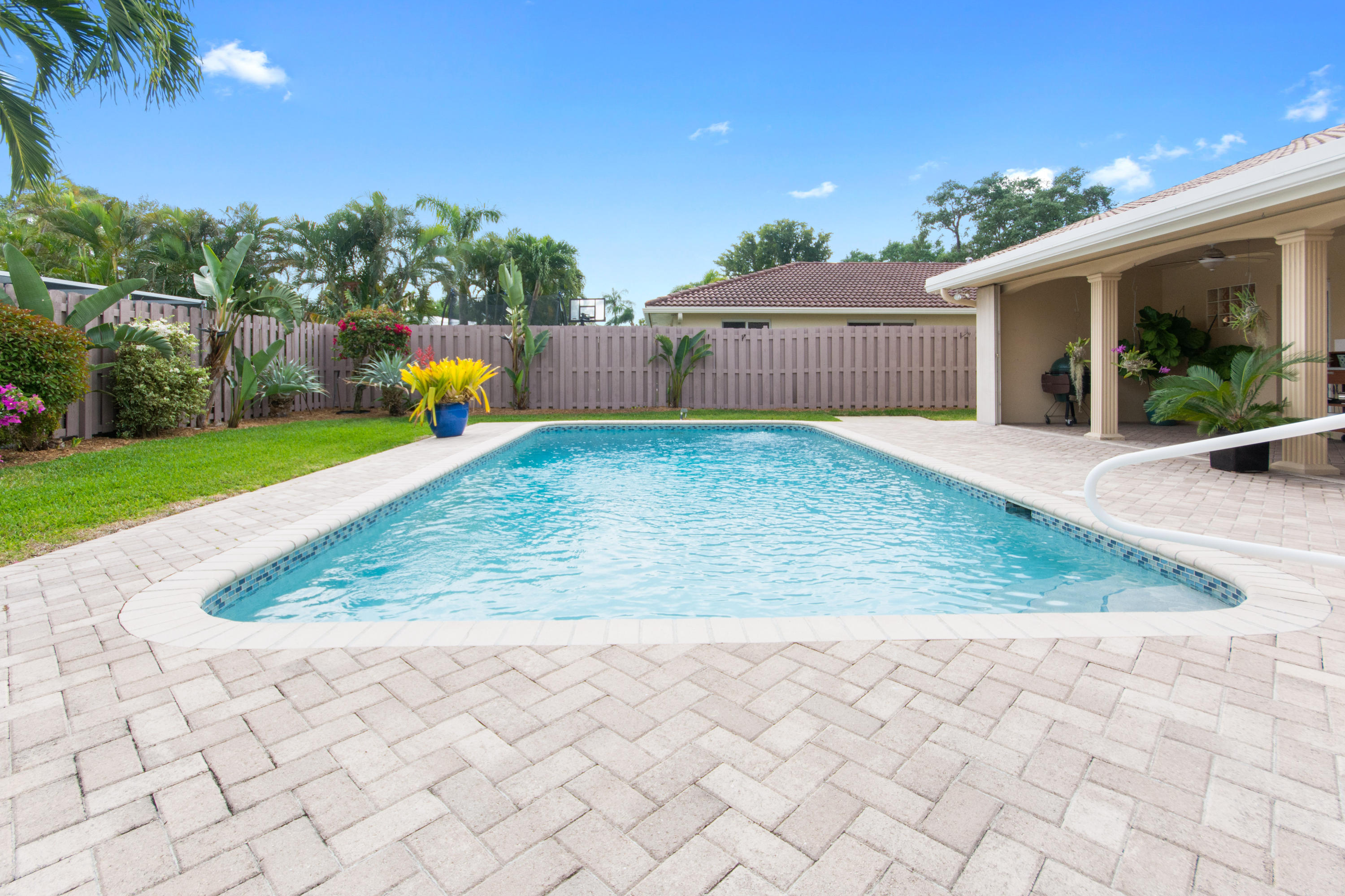 1630 Southwest 8th Avenue Boca Raton, FL 33486 - Photo 29 of 35 1630_SW_8th_Avenue_MLS_HID1159983_ROOM34
